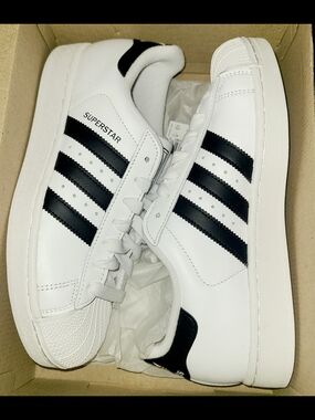 Adidas Superstar II White and Black Low-Top Sneakers 8.5 Womens